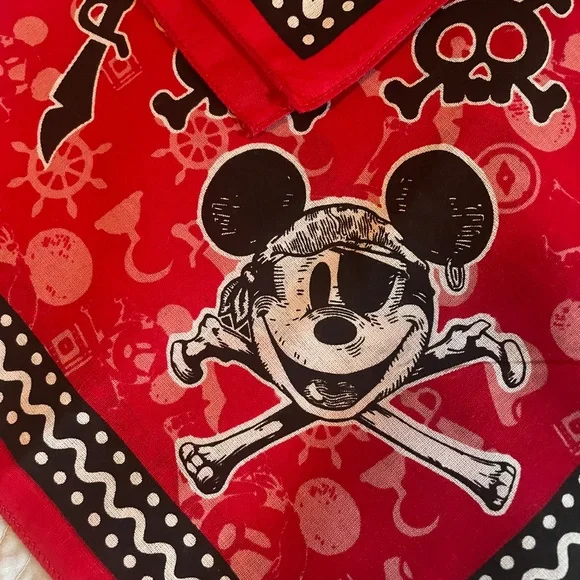 Pirate Mickey bandannas - Picture 2 of 4